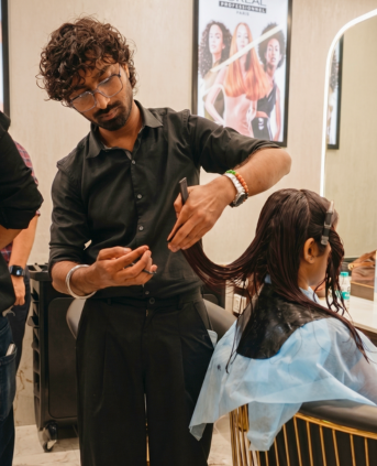 Women Hair TReatment Ice Salon